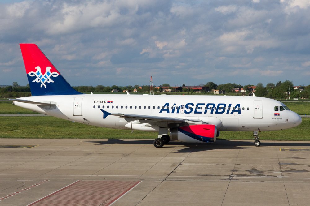 19_YU-APC_Air_Serbia