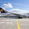 D-ABVW_B744_Lufthansa_Tour